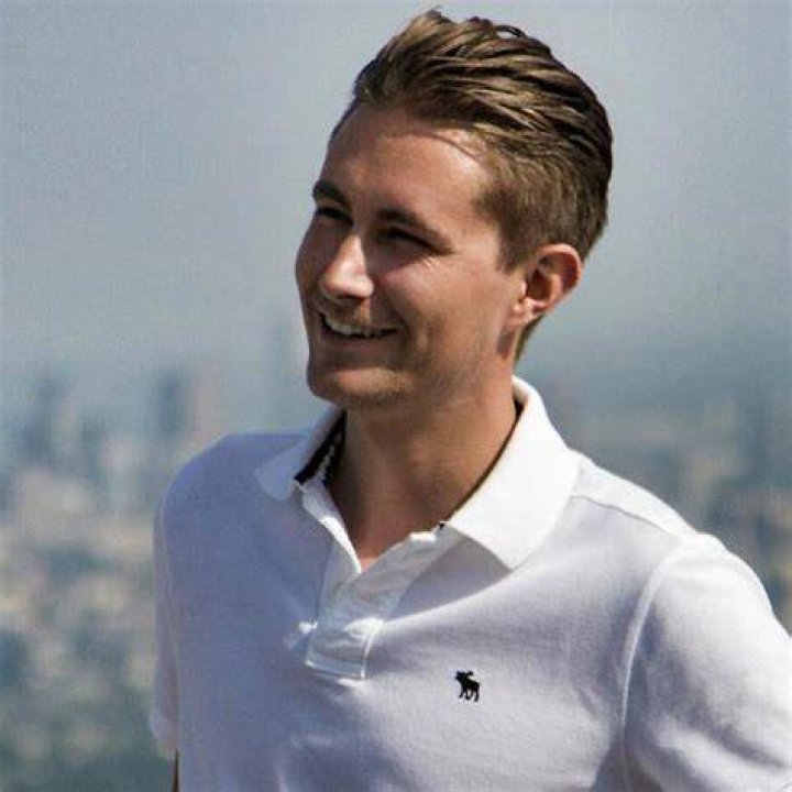 Aleksander Neely