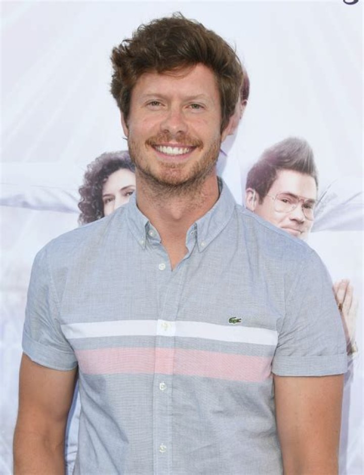 Anders Holm's pet No Pets (Anders Holm)