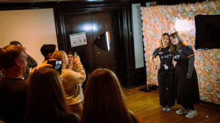 Fact Revolution
