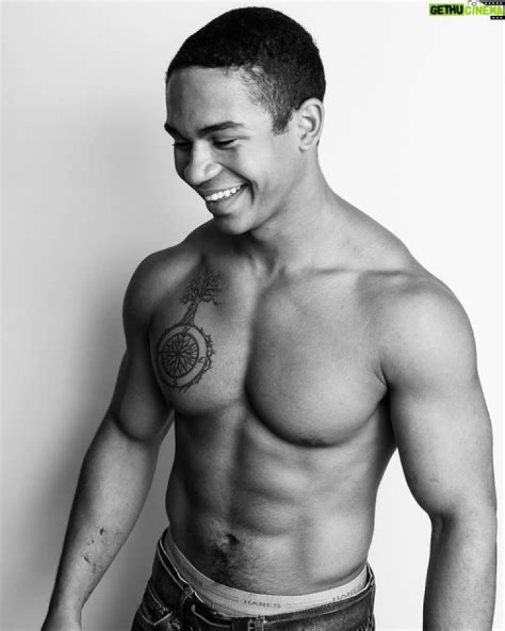 Noah Gray-Cabey Noah Gray-Cabey