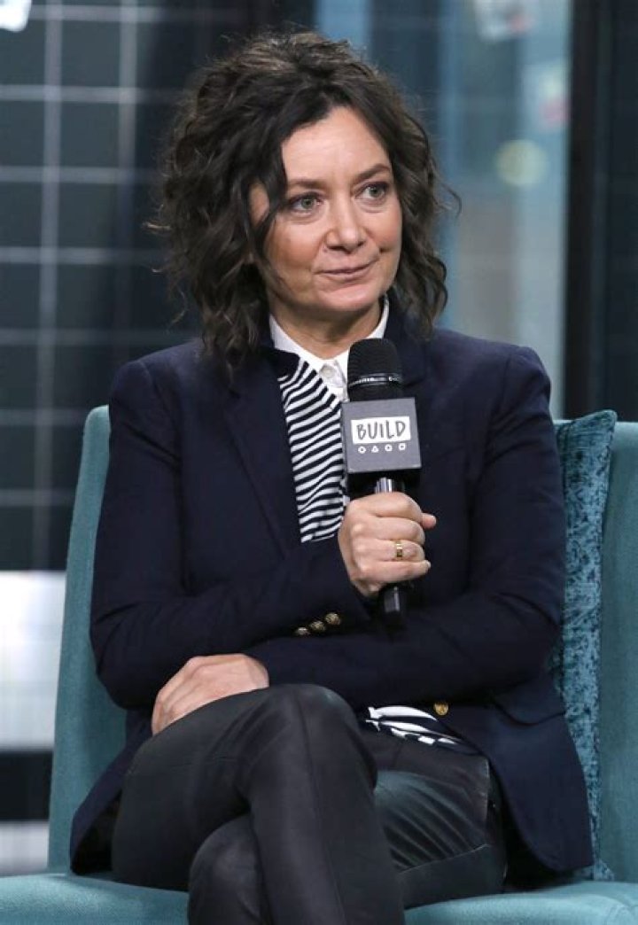 Sara Gilbert Highlights